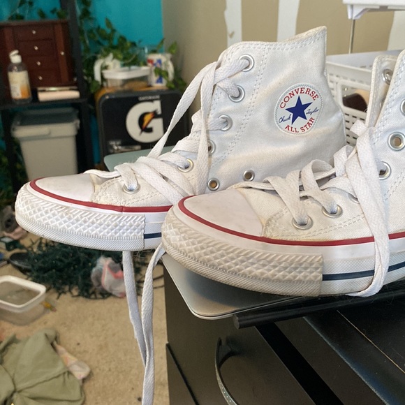 White Converse, Size Five - Picture 2 of 3